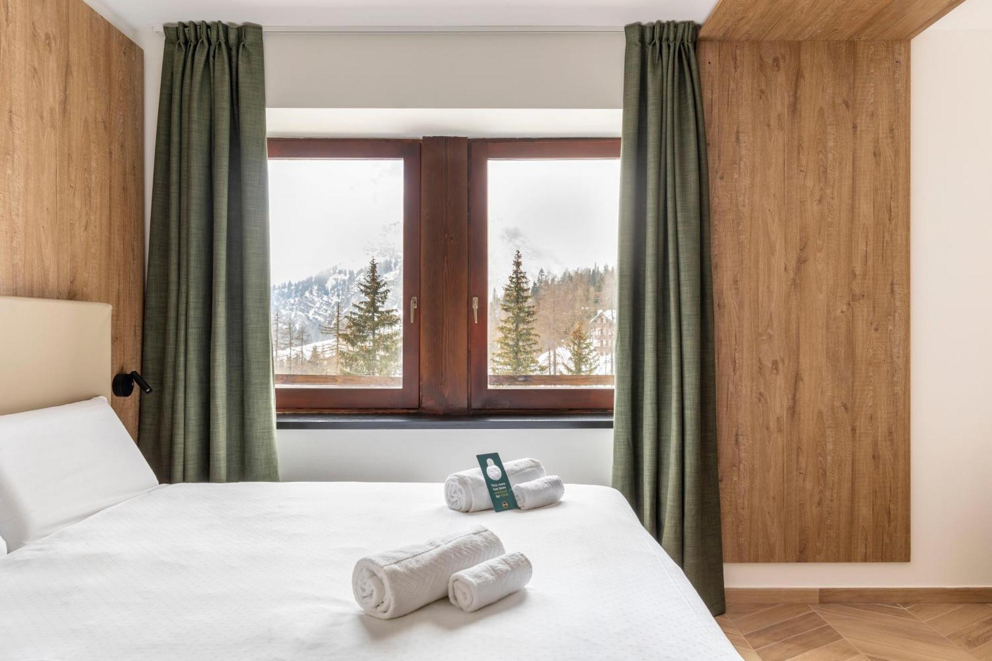 B&B Hotel Passo Tre Croci Cortina كورتينا دامبيتزو المظهر الخارجي الصورة