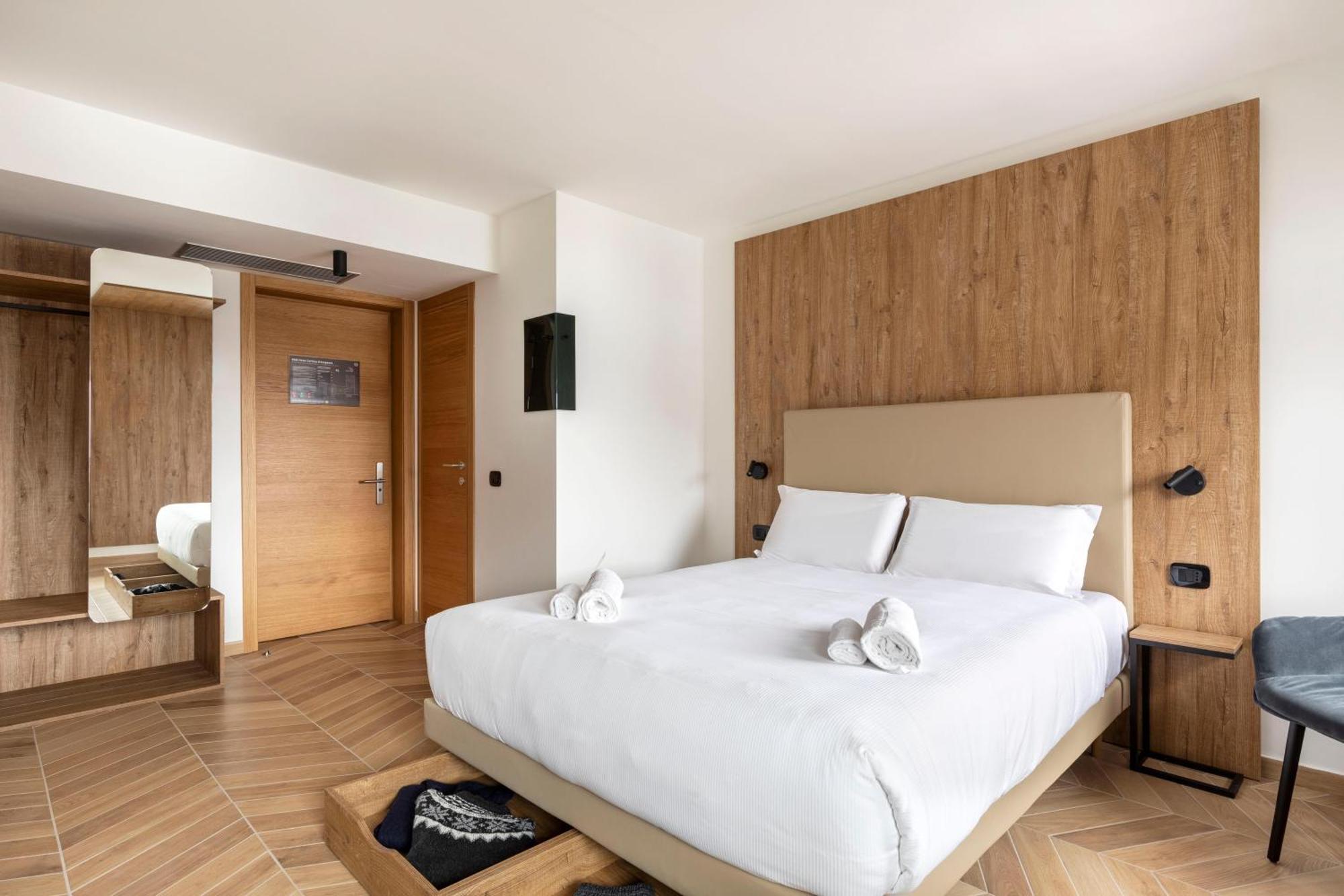 B&B Hotel Passo Tre Croci Cortina كورتينا دامبيتزو المظهر الخارجي الصورة