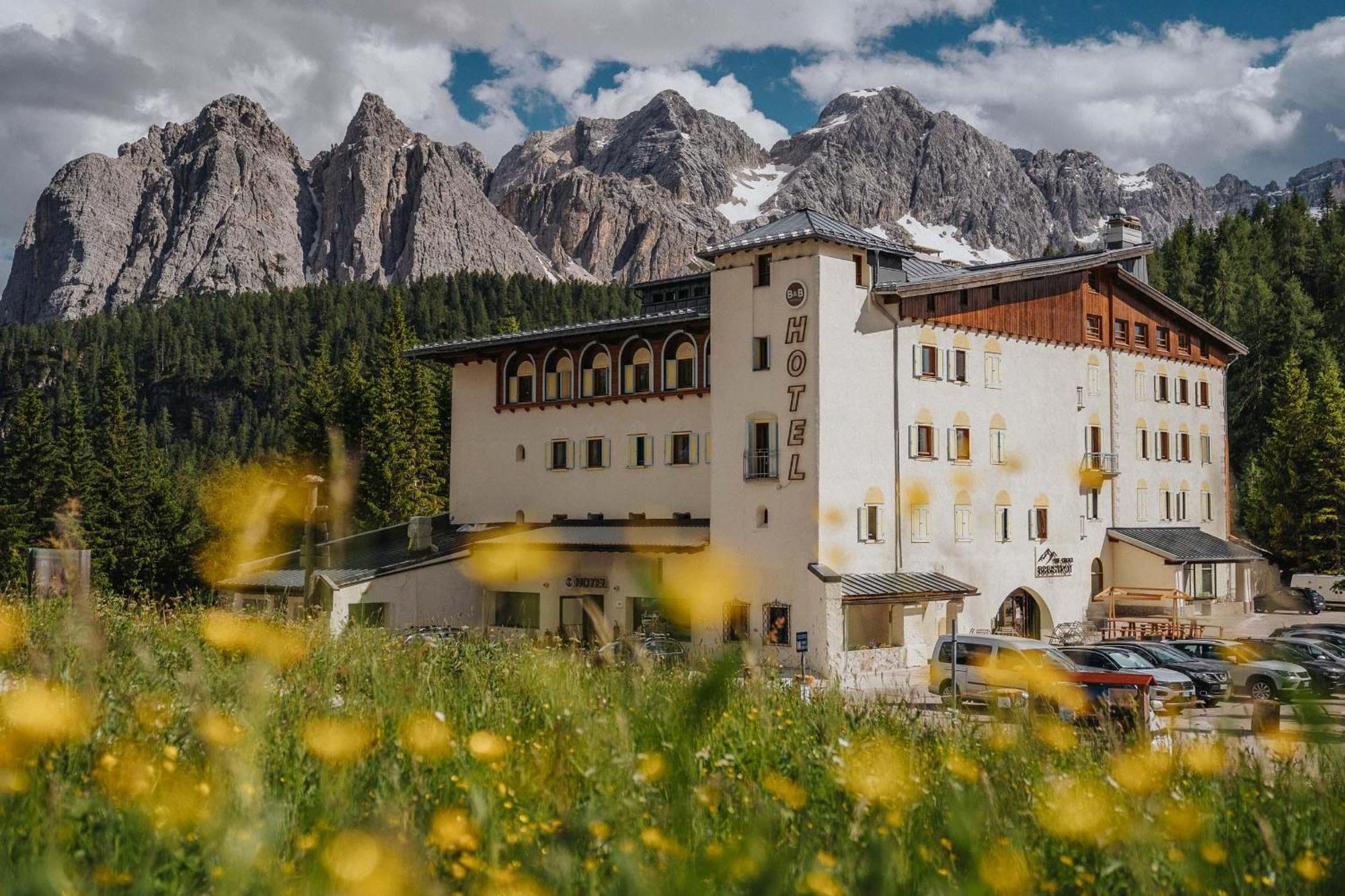 B&B Hotel Passo Tre Croci Cortina كورتينا دامبيتزو المظهر الخارجي الصورة